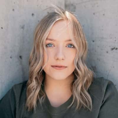 Isla_Rayz profile picture